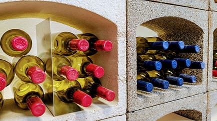 Range bouteille en pierre pour cave à vin